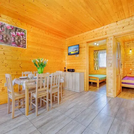 Ferienhaus Homes Close To The Karwia